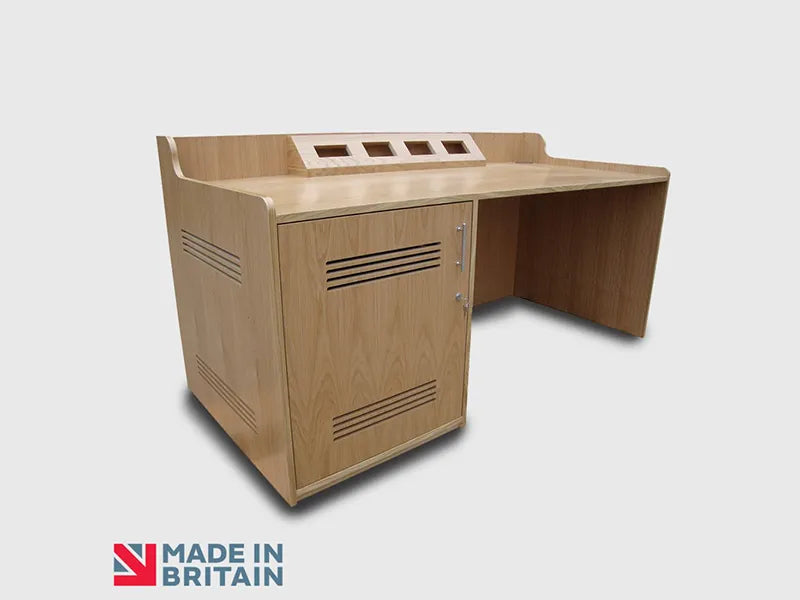 AV Desk 03