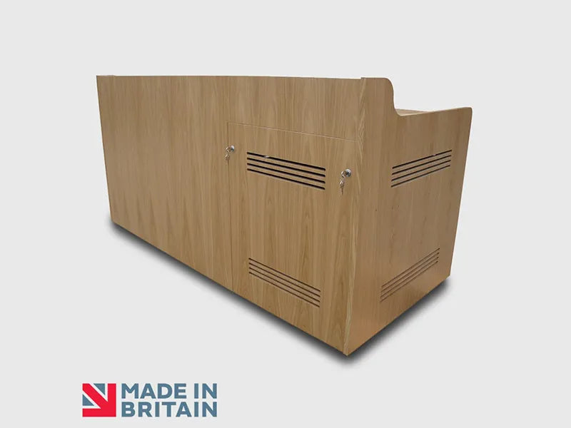 AV Desk 03