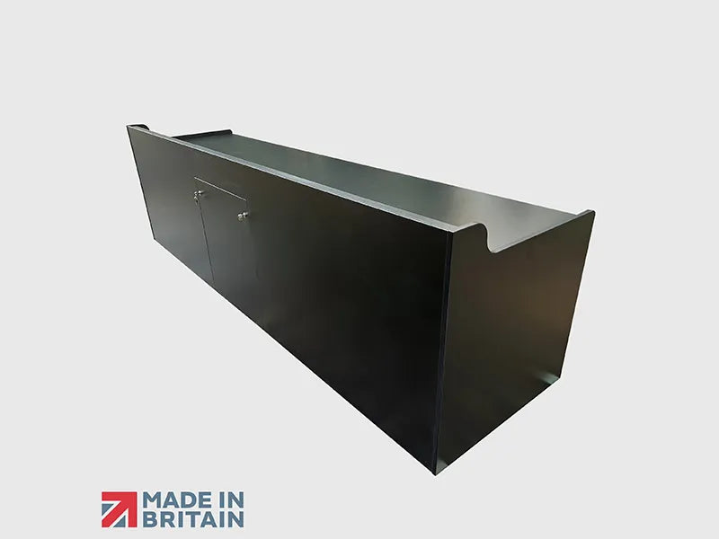 AV Desk 07