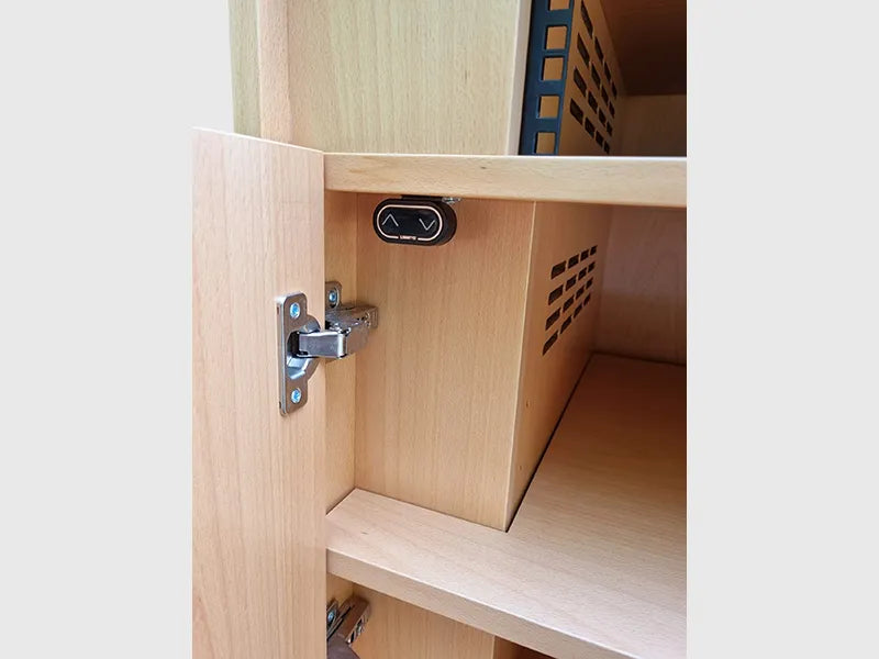 Height Adjustable Lectern 04