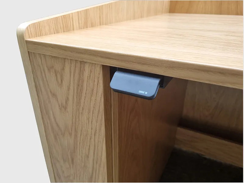 Height Adjustable Lectern 08