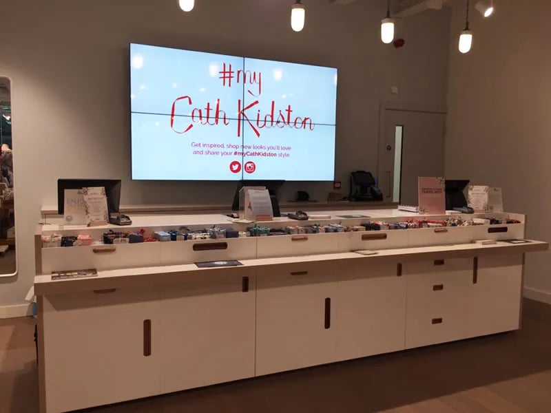 LCD Video Wall Displays with Super Narrow Bezel (55")