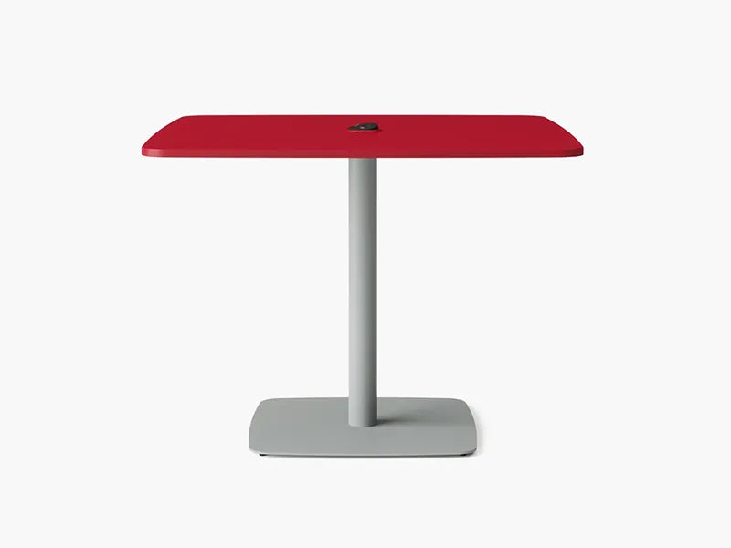 ØRN Retro Meeting Table