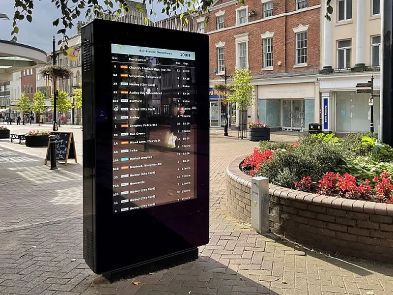 Outdoor Freestanding Digital Posters (43"-65")