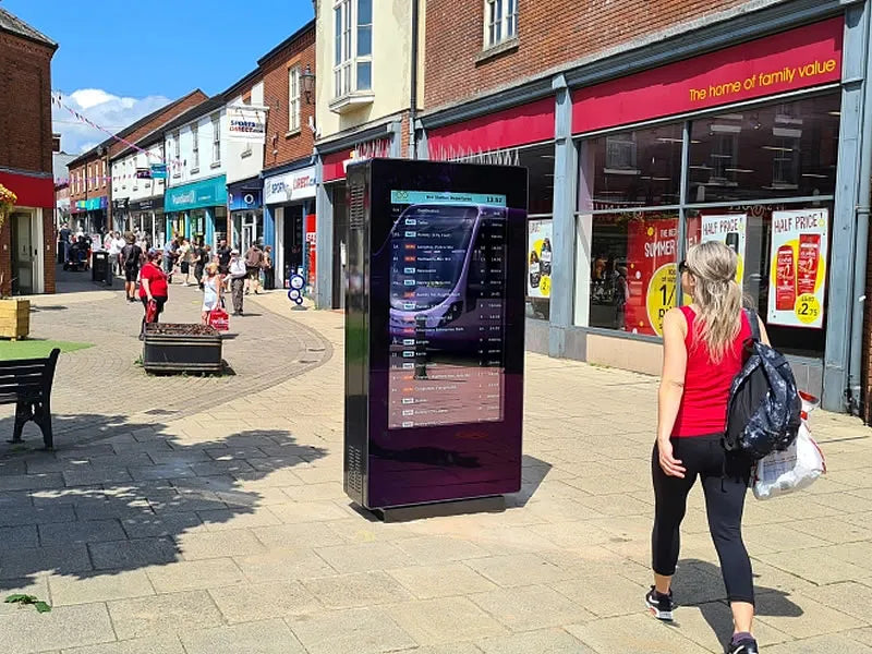 Outdoor Freestanding Digital Posters (43"-65")